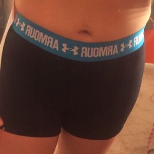 Under Armour Compression Shorts/Biking Shorts